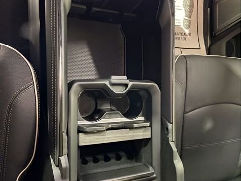 New 2026 RAM 2500 Limited AWD/4WD image 36