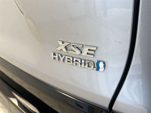 Used 2019 Toyota RAV4 XSE image 11