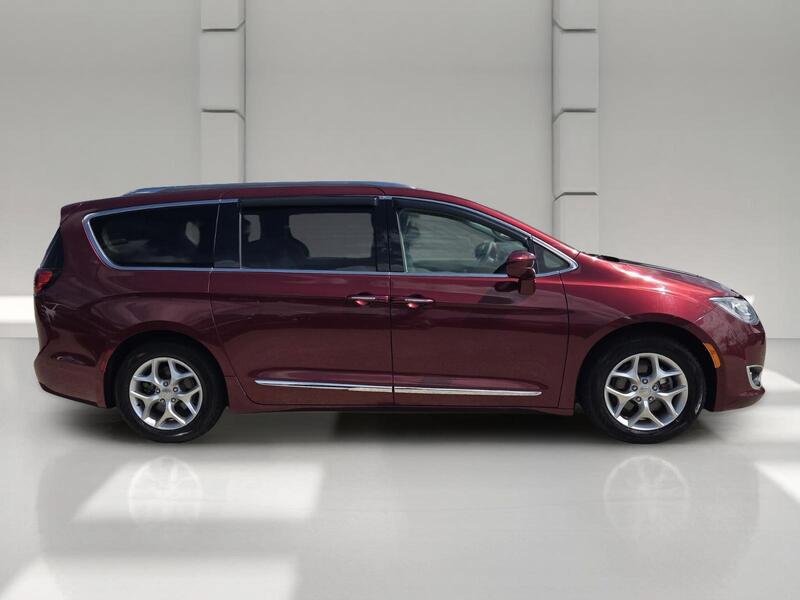 Certified 2019 Chrysler Pacifica Touring-L Plus w/ Advanced Safetytec Group FWD image 6