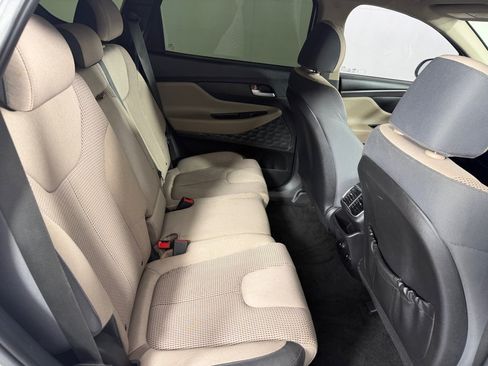 Used 2019 Hyundai Santa Fe SEL FWD image 21