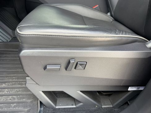 Used 2024 Tesla Cybertruck AWD Crew Cab image 35