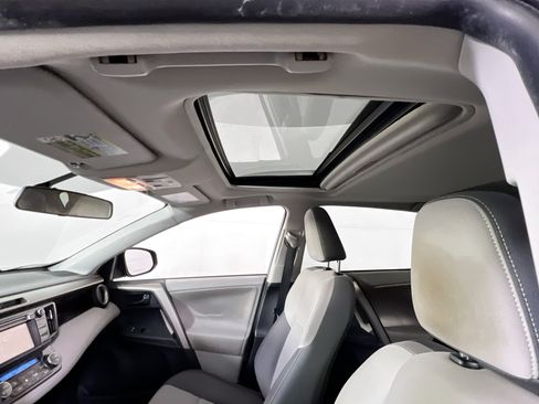 Used 2013 Toyota RAV4 XLE image 20