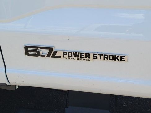 New 2025 Ford F350 Lariat w/ Lariat Ultimate Package image 14