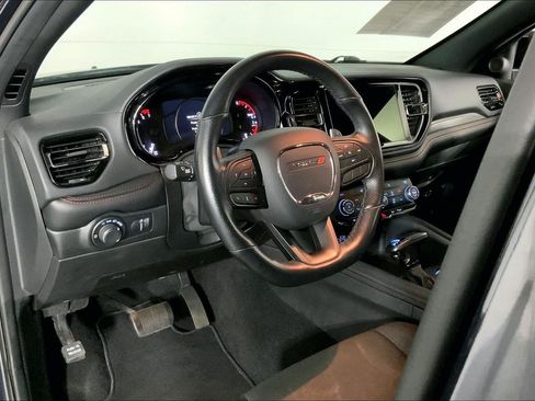 Used 2025 Dodge Durango GT AWD/4WD image 14