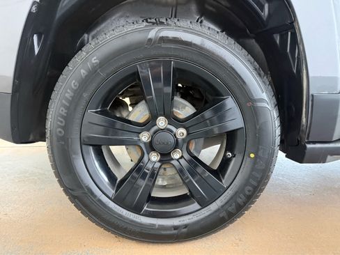 Used 2015 Jeep Patriot Sport w/ Power Value Group FWD image 10