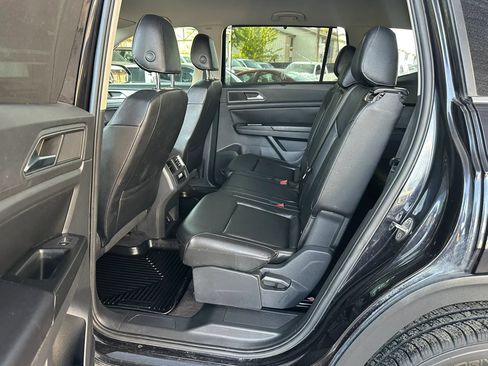 Used 2018 Volkswagen Atlas SE FWD image 16