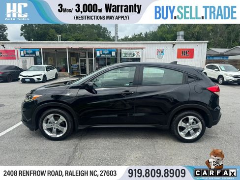 Used 2019 Honda HR-V LX image 2