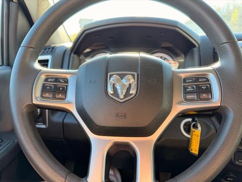 Used 2024 RAM 1500 Classic SLT AWD/4WD image 15