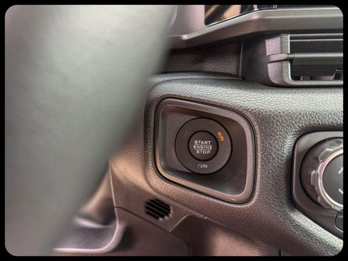 New 2026 Jeep Gladiator Sport image 16