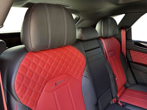 Used 2022 Bentley Bentayga Speed image 35