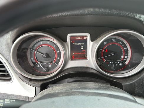 Used 2019 Dodge Journey SE w/ Connectivity Group FWD image 13