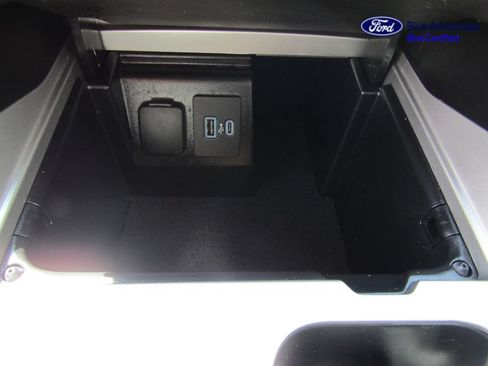 Certified 2024 Ford Explorer XLT w/ Equipment Group 202A AWD/4WD image 37