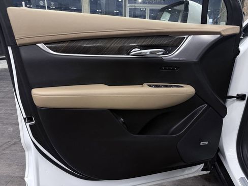 Used 2023 Cadillac XT6 Sport w/ Platinum Package image 26