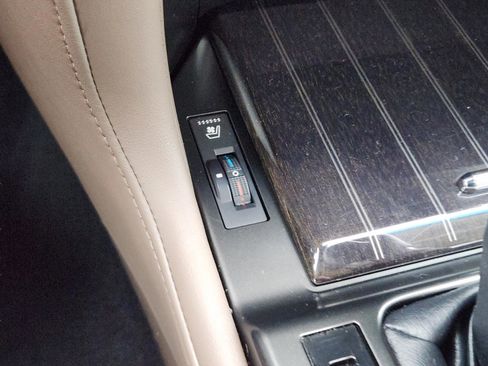 Certified 2023 Lexus GX 460 Luxury w/ Accessory Package AWD/4WD image 14