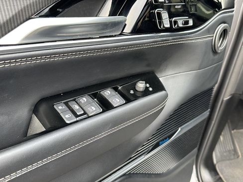 Used 2023 Jeep Grand Wagoneer Series II image 29