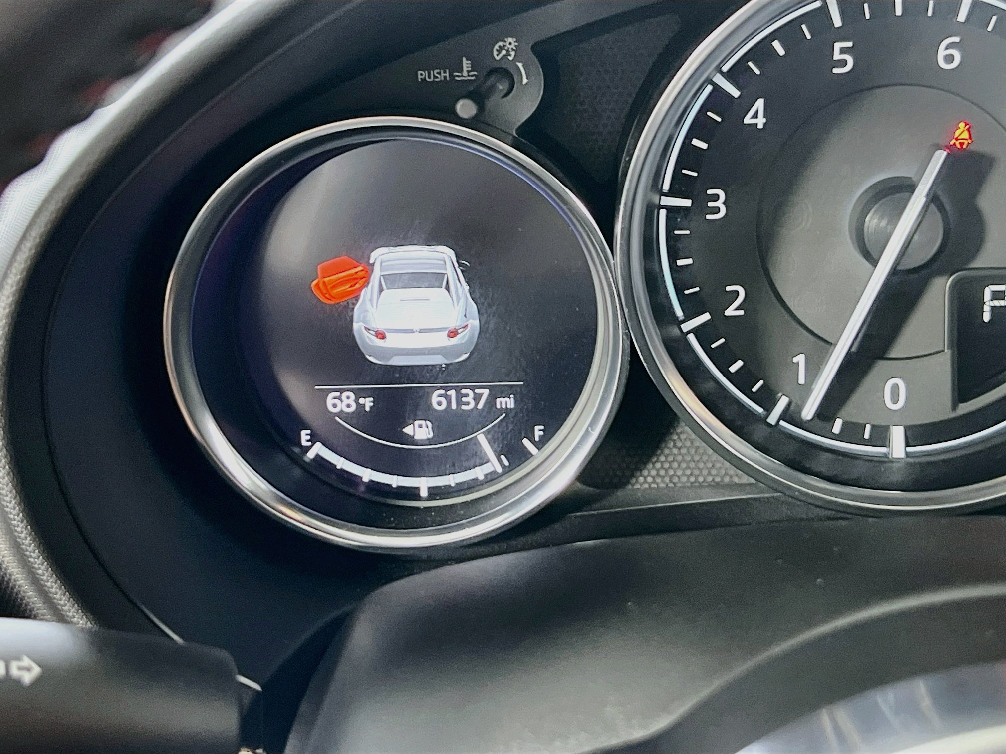 Used 2019 MAZDA MX-5 Miata RF Grand Touring RWD image 12