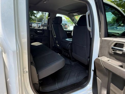Used 2024 Chevrolet Silverado 1500 Custom w/ Turbomax Blackout Package AWD/4WD image 12