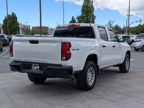 Used 2025 Chevrolet Colorado W/T w/ WT Convenience Package II AWD/4WD image 3