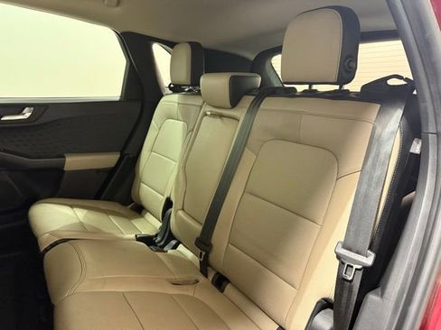 Used 2020 Ford Escape Titanium image 25