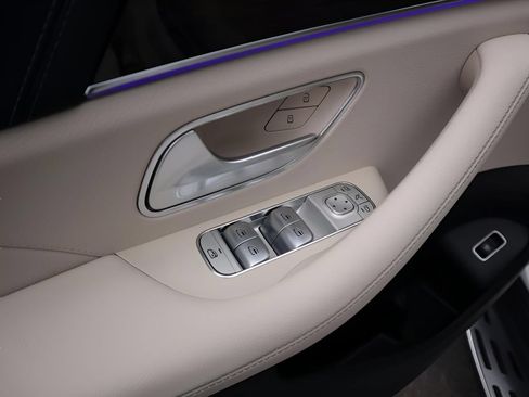 Certified 2026 Mercedes-Benz GLS 450 4MATIC image 29