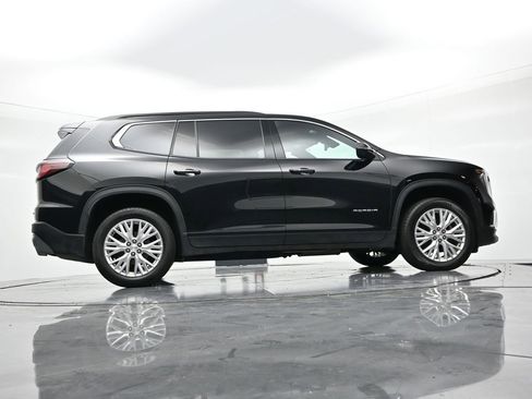 Used 2024 GMC Acadia Elevation image 25