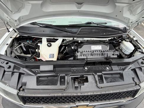 Used 2021 Chevrolet Express 3500 w/ Power Convenience Package RWD image 6