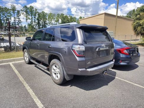 Used 2014 Toyota 4Runner SR5 RWD image 4