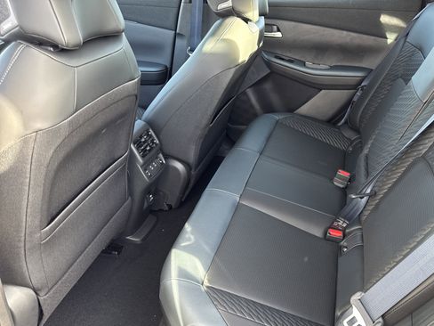 New 2026 Nissan Leaf Platinum+ w/ Cargo Package (Platinum+) image 11