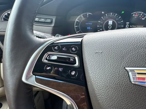 Used 2017 Cadillac Escalade Premium Luxury AWD/4WD image 15