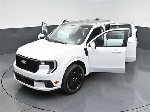 Used 2025 Ford Maverick Lobo image 58