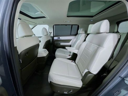 New 2024 Hyundai Santa Fe Calligraphy image 17