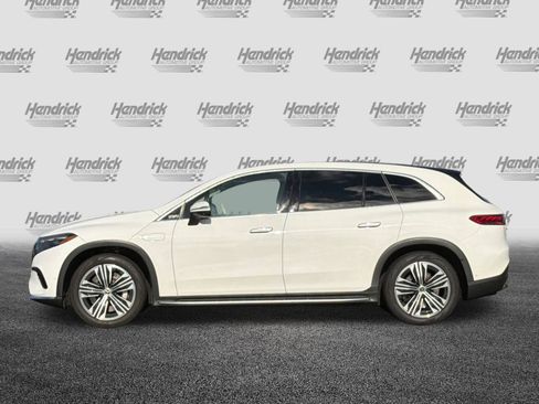 Used 2023 Mercedes-Benz EQS 450+ SUV image 8
