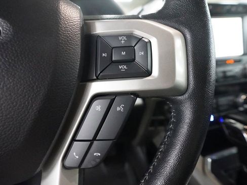 Used 2020 Ford F150 Lariat w/ Equipment Group 502A Luxury AWD/4WD image 18