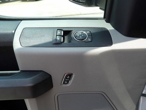 Used 2020 Ford F250 XL w/ Power Equipment Group RWD image 15