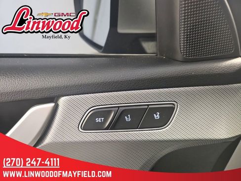 Used 2023 Hyundai Palisade SEL w/ Premium Package FWD image 16