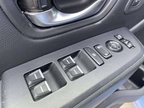 Used 2024 Honda Pilot TrailSport image 21