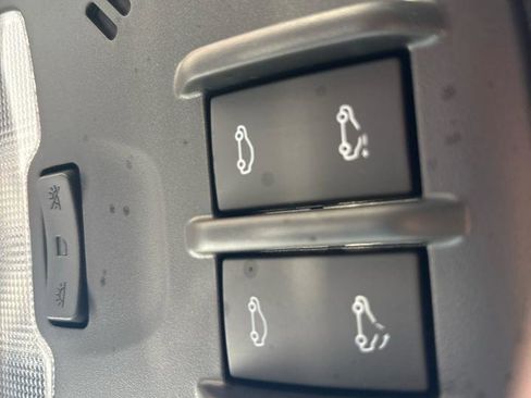 Used 2025 Buick Envista Avenir FWD image 20
