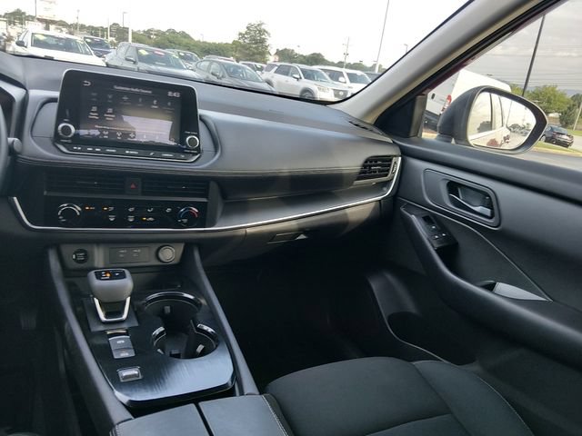 Used 2026 Nissan Rogue S FWD image 11