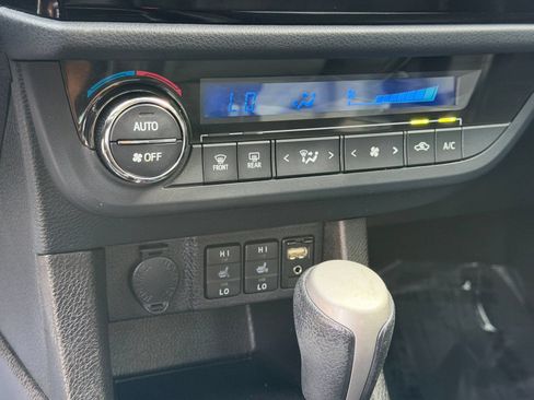 Used 2016 Toyota Corolla S Premium w/ Body Protection Package #1 FWD image 18