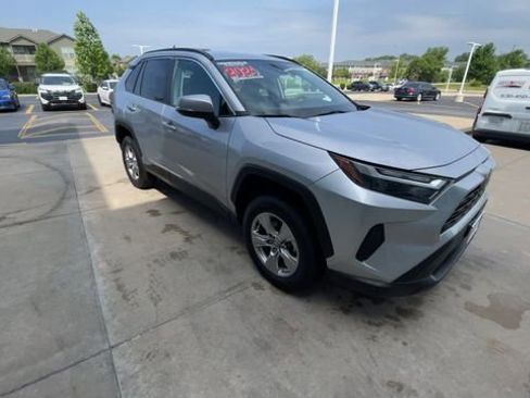 Used 2024 Toyota RAV4 XLE FWD image 4