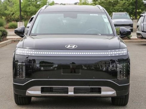 New 2026 Hyundai Ioniq 9 S RWD image 2