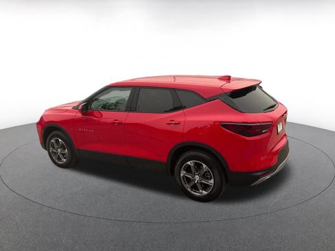 Used 2026 Chevrolet Blazer LT FWD image 8