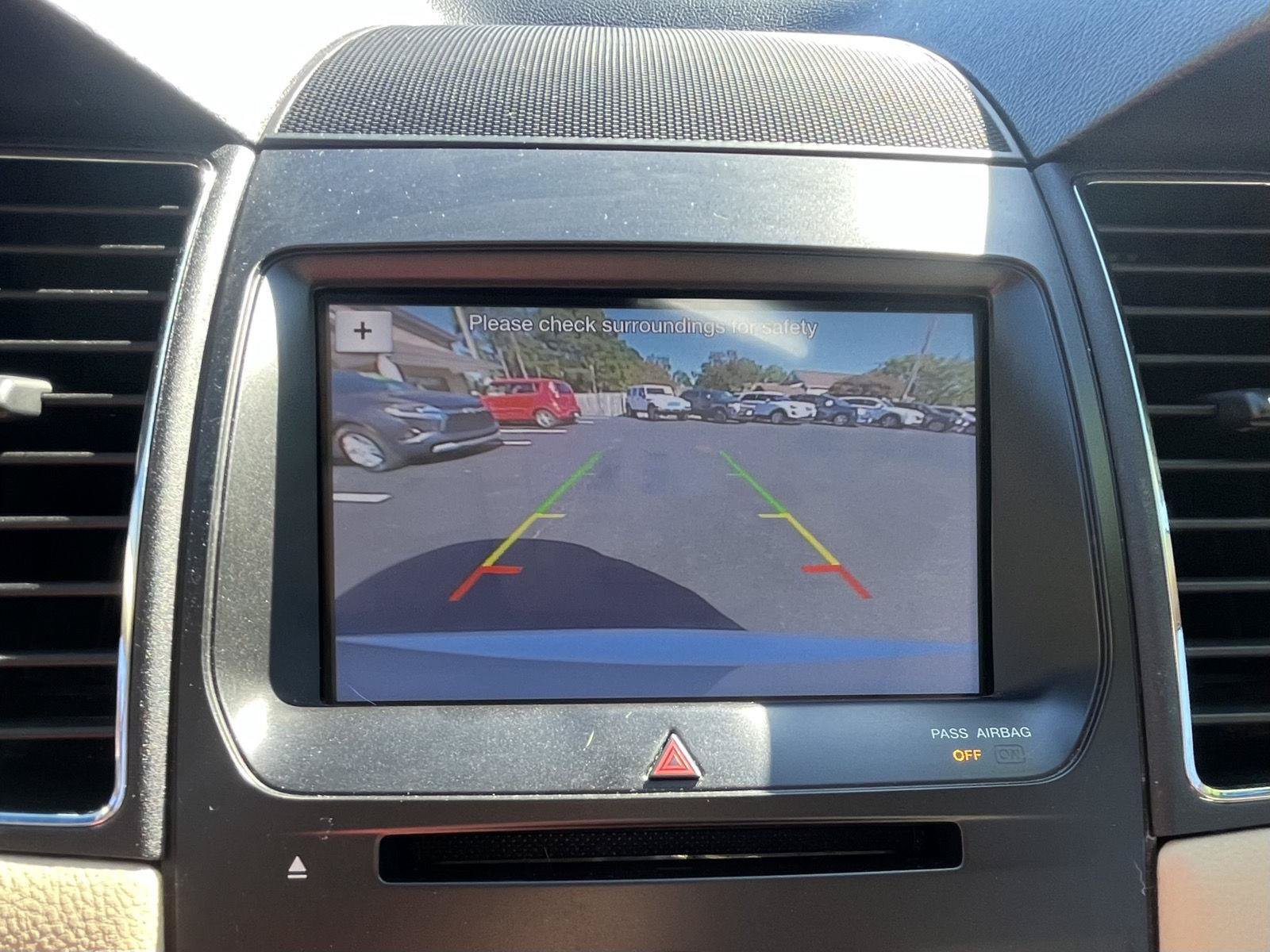 Used 2018 Ford Taurus SEL w/ Equipment Group 201A FWD image 10