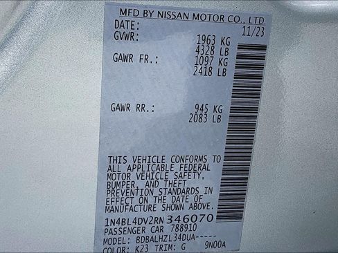 Used 2024 Nissan Altima 2.5 SV FWD image 34