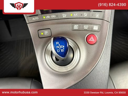 Used 2013 Toyota Prius Four w/ Deluxe Solar Roof Pkg FWD image 37