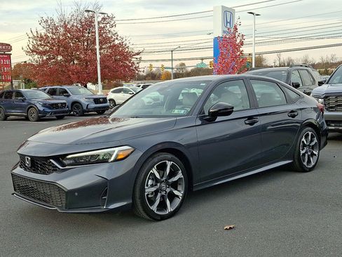 Certified 2025 Honda Civic Sport image 3