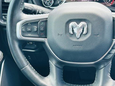 Used 2023 RAM 1500 Laramie AWD/4WD image 19