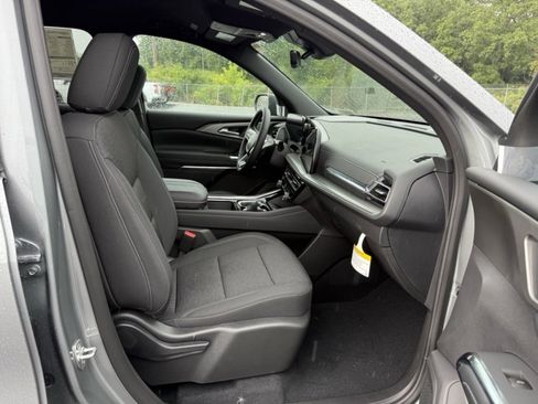 New 2026 Chevrolet Traverse LT w/ Driver Confidence Package image 10