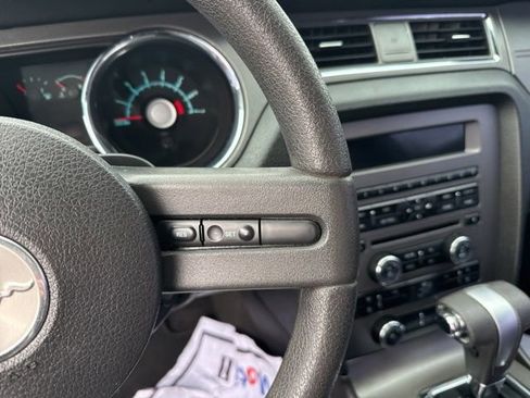 Used 2010 Ford Mustang Coupe image 21