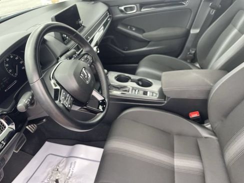 Certified 2025 Honda Civic Sport image 18